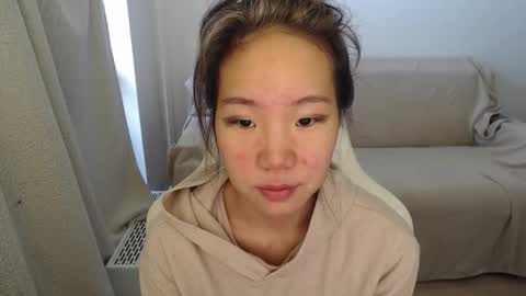 mira_g online show from September 24, 6:28 am