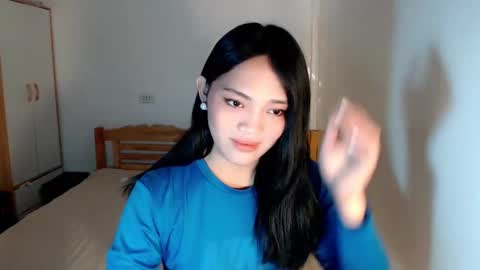 Mira Bella online show from December 2, 3:47 pm