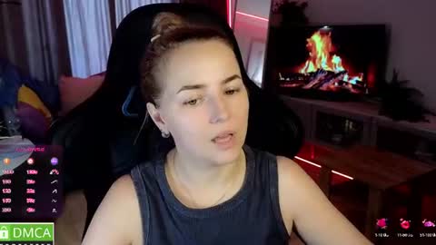 Snapshot of mira_mermayd chatting on July 19, 1:20 am Mira online show from July 19, 1:20 am