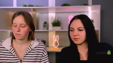 Mira online show from February 26, 7:57 pm