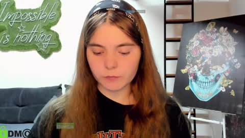 miraa_bloom online show from April 8, 2:06 pm