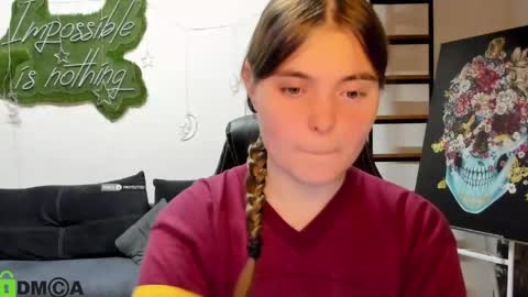 miraa_bloom online show from April 12, 2:33 pm