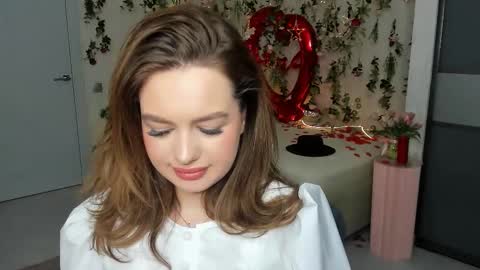 Emma online show from March 8, 10:08 am