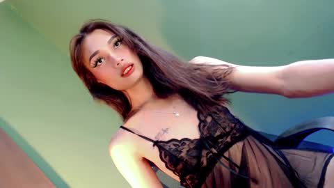 Snapshot of miraclegirl23 chatting on January 29, 7:00 pm Zoey online show from January 29, 7:00 pm