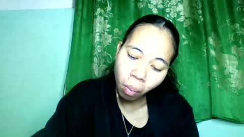 mirah881 online show from June 27, 7:35 am
