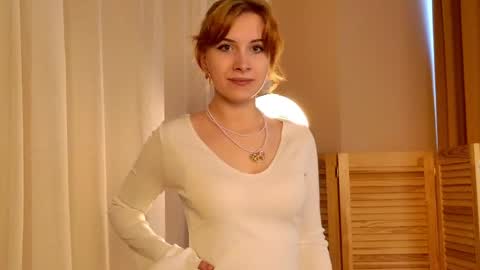 Aki online show from April 8, 10:26 am