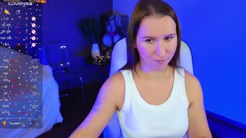 Snapshot of miralush chatting on October 6, 12:13 pm Mira online show from October 6, 12:13 pm