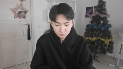 Snapshot of miram_yoo chatting on January 5, 5:30 pm online show from January 5, 5:30 pm