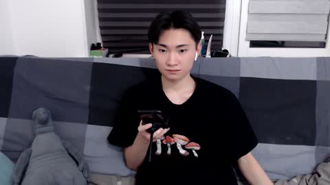 Snapshot of miram_yoo chatting on January 12, 9:08 pm online show from January 12, 9:08 pm