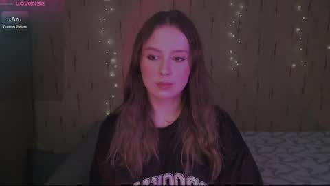 Kira online show from February 8, 9:36 pm