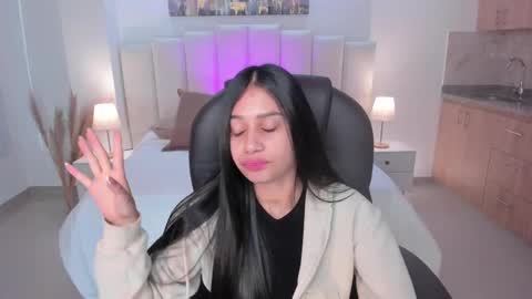 Snapshot of miranda_crawfor chatting on October 8, 12:25 pm miranda_crawfor online show from October 8, 12:25 pm