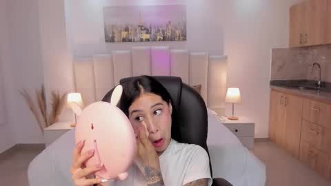 Snapshot of miranda_crawfor chatting on October 22, 11:32 am miranda_crawfor online show from October 22, 11:32 am