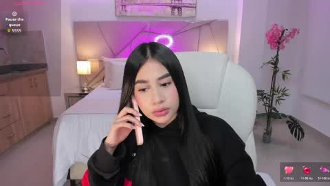 miranda_crawfor online show from April 14, 5:24 am