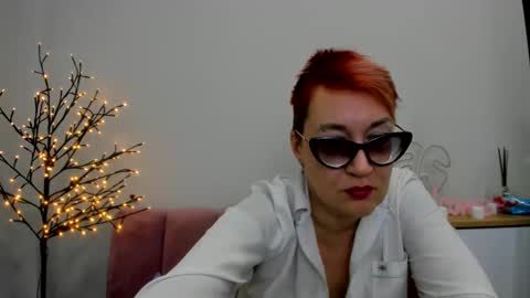 Snapshot of mirandagill chatting on February 21, 11:44 am mirandagill online show from February 21, 11:44 am