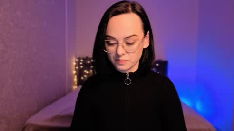 MiraSkyy online show from January 7, 7:49 pm