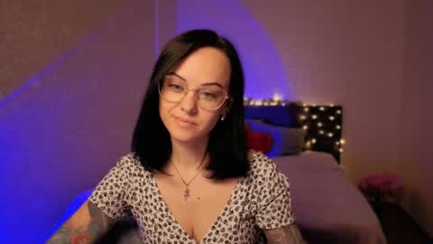 Snapshot of miraskyy chatting on June 7, 2:54 pm MiraSkyy online show from June 7, 2:54 pm