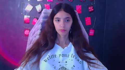 Snapshot of miri_miss chatting on October 29, 1:02 pm Miri online show from October 29, 1:02 pm