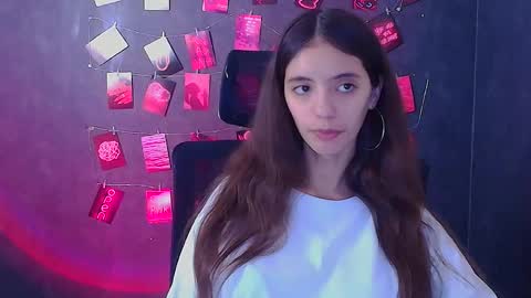 Snapshot of miri_miss chatting on November 21, 12:37 pm Miri online show from November 21, 12:37 pm