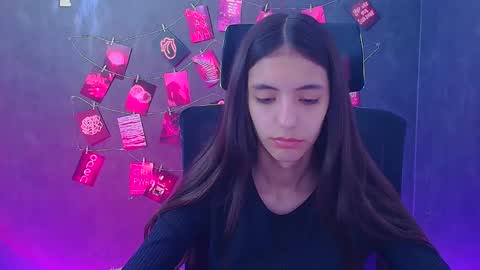 Snapshot of miri_miss chatting on May 11, 4:04 pm Miri online show from May 11, 4:04 pm