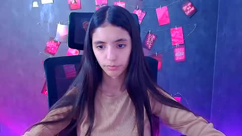 Snapshot of miri_miss chatting on June 17, 11:34 am Miri online show from June 17, 11:34 am