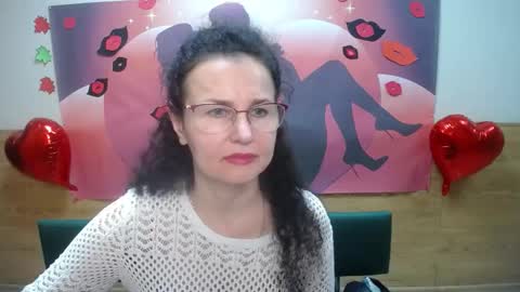 Miroslava Happi online show from October 3, 6:10 am