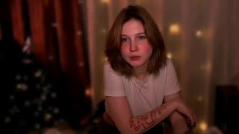 Mira online show from December 5, 1:36 am