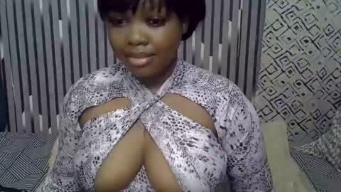 Snapshot of mirror_254 chatting on December 13, 10:37 pm mirror_254 online show from December 13, 10:37 pm