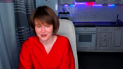 Snapshot of mirrorofsoul chatting on March 1, 4:47 am Shelley online show from March 1, 4:47 am