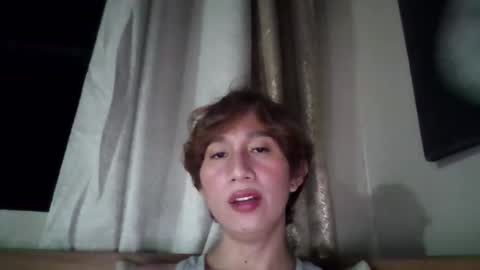 its me kizzy online show from February 4, 12:11 pm