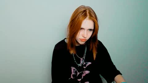 Snapshot of misaki_chan_ chatting on September 21, 9:49 pm misaki_chan_ online show from September 21, 9:49 pm