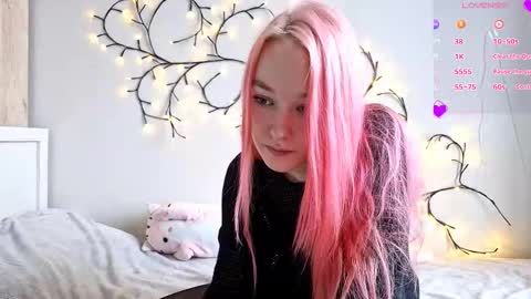 MisaMew online show from February 2, 8:13 am