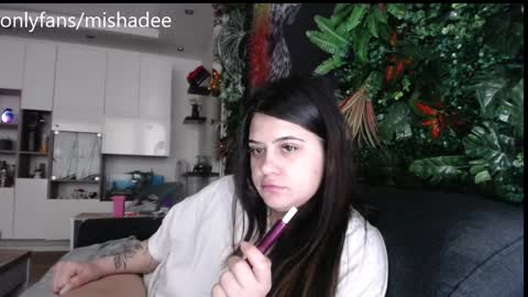 Snapshot of mishadee94 chatting on February 7, 12:17 pm Mishaa online show from February 7, 12:17 pm