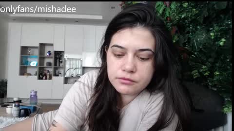 Snapshot of mishadee94 chatting on February 26, 12:03 pm Mishaa online show from February 26, 12:03 pm