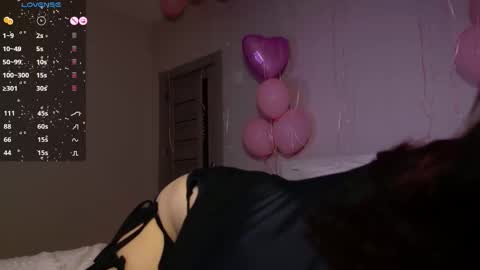 Snapshot of mishel_bless chatting on February 15, 2:58 pm Mishel online show from February 15, 2:58 pm