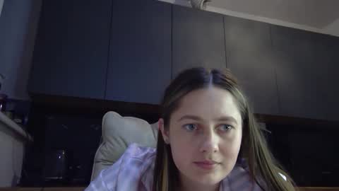 mishel_miss online show from April 20, 9:49 pm