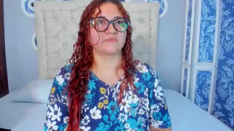 Mishell online show from December 22, 1:19 pm