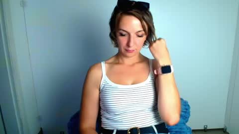 Mishelle online show from August 5, 12:52 pm