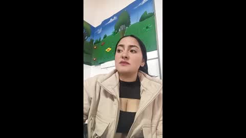 Nicol online show from February 5, 2:54 pm