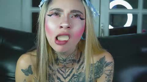 miss___angel online show from March 7, 10:45 am