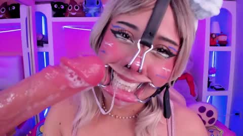 Megan online show from May 23, 3:34 am