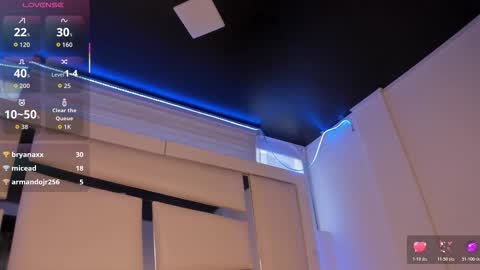 Snapshot of miss__lola chatting on February 3, 9:20 pm Soy lola online show from February 3, 9:20 pm