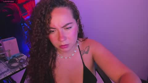 Snapshot of miss_alisse chatting on May 2, 12:59 am miss_alisse online show from May 2, 12:59 am