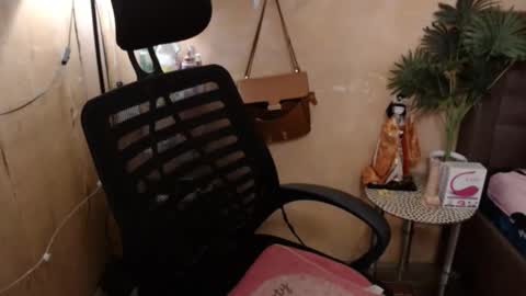 miss angelic15 online show from February 24, 6:27 am