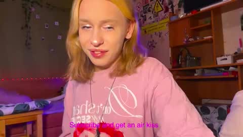 Snapshot of miss_barbie1 chatting on February 3, 6:22 am Anya online show from February 3, 6:22 am