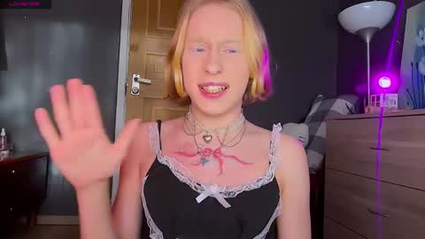 Anya online show from May 8, 4:23 pm