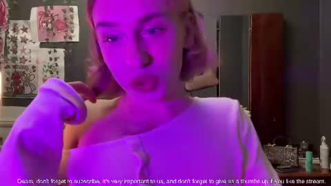 Anya online show from June 24, 9:25 pm