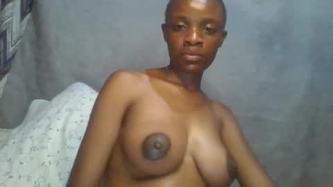 miss_belllo online show from February 14, 10:17 am