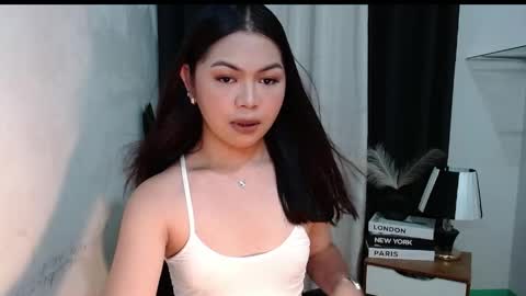 Briella online show from April 15, 4:36 pm