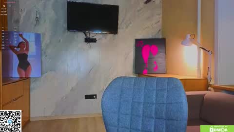 Sandy online show from January 12, 12:16 am