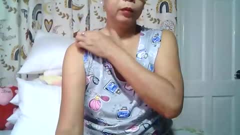 miss_capricorn online show from February 25, 8:29 pm